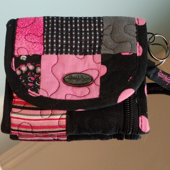 Donna Sharp Handbags - Soft quilted wallet